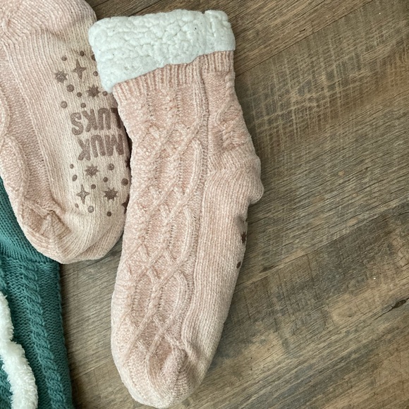 Muk Luks Slipper Non Skid Sock Set - Picture 3 of 5